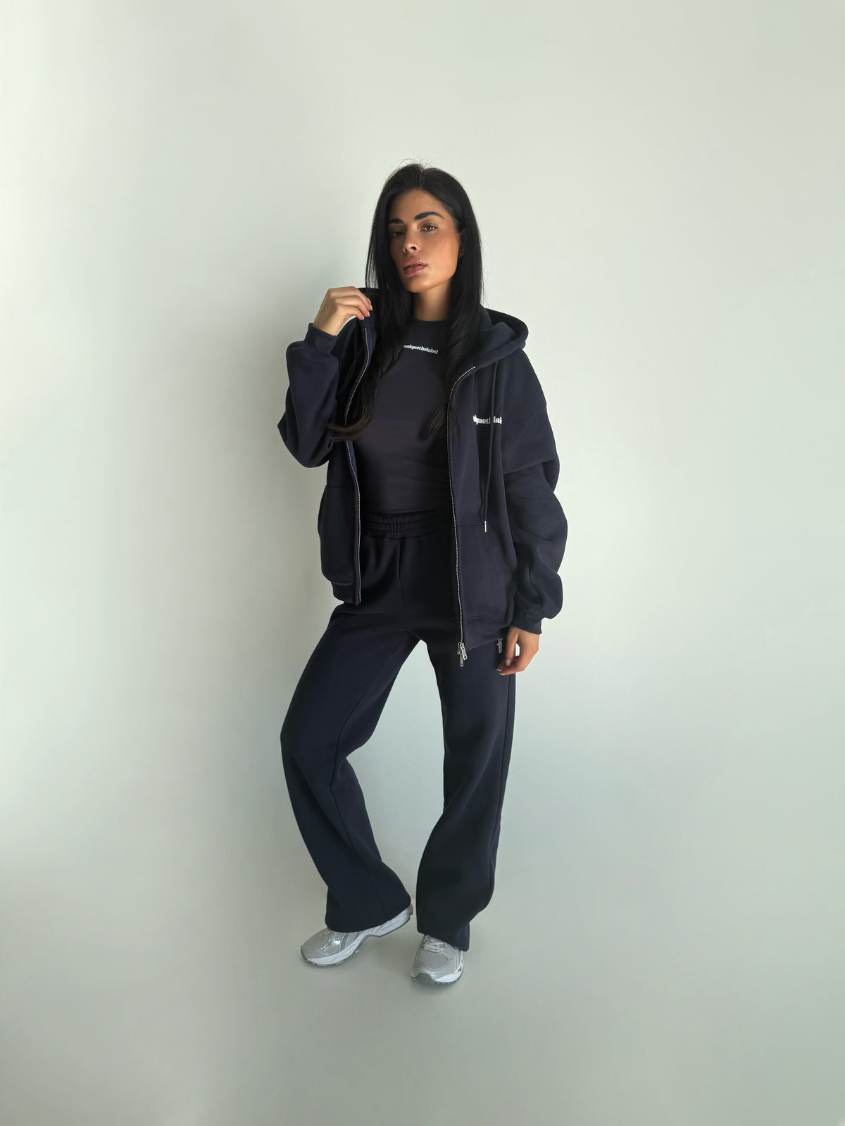 IMANI WIDE LEG JOGGER - DEEP DARK NAVY