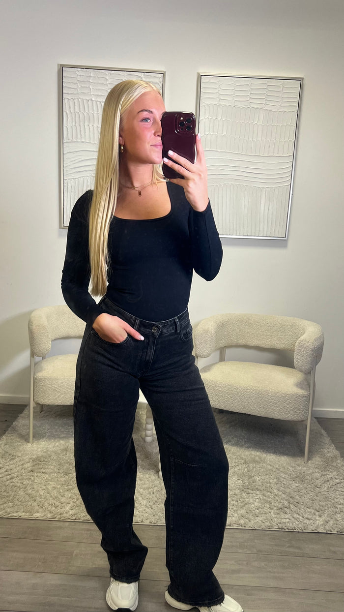 Balloon Jeans - Washed Black