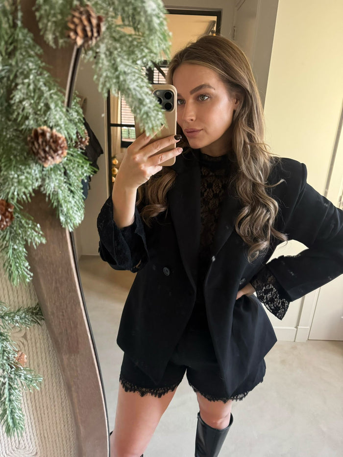 Manon's Lace Top - Black