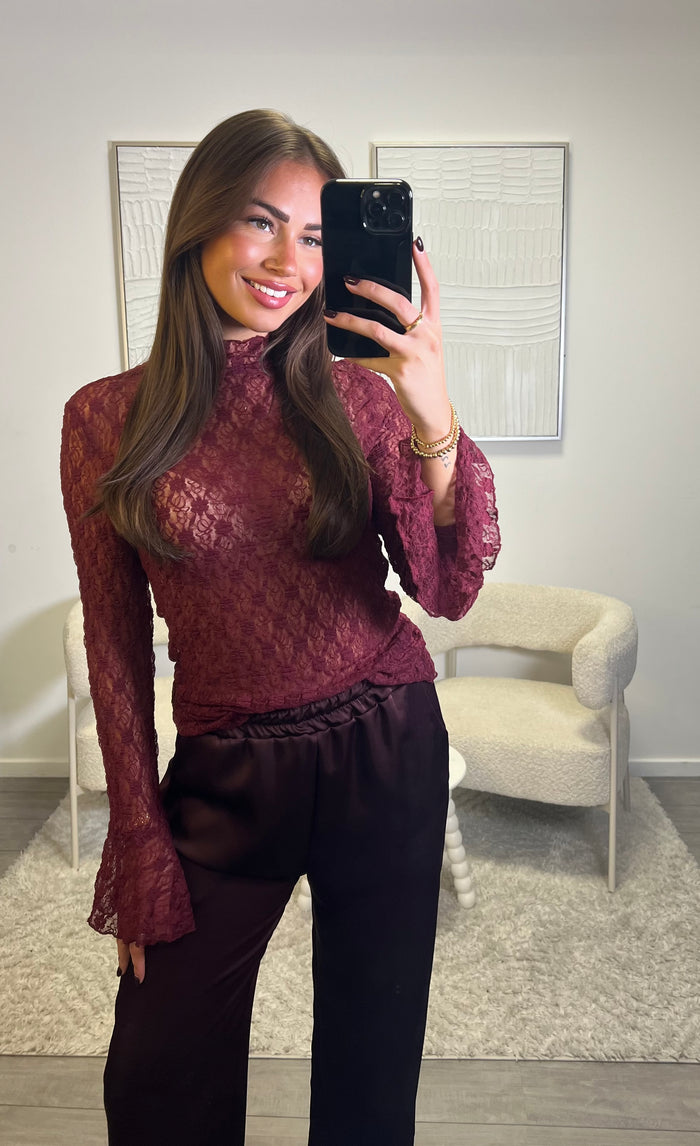 Alyna Lace Top - Bordeaux