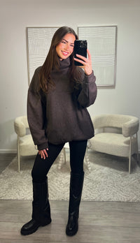 Fleece Sweater - Brown