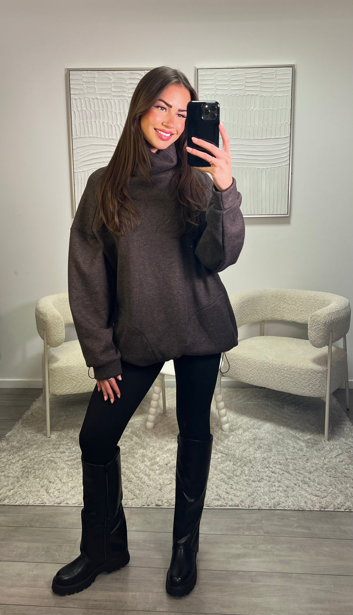 Fleece Sweater - Brown