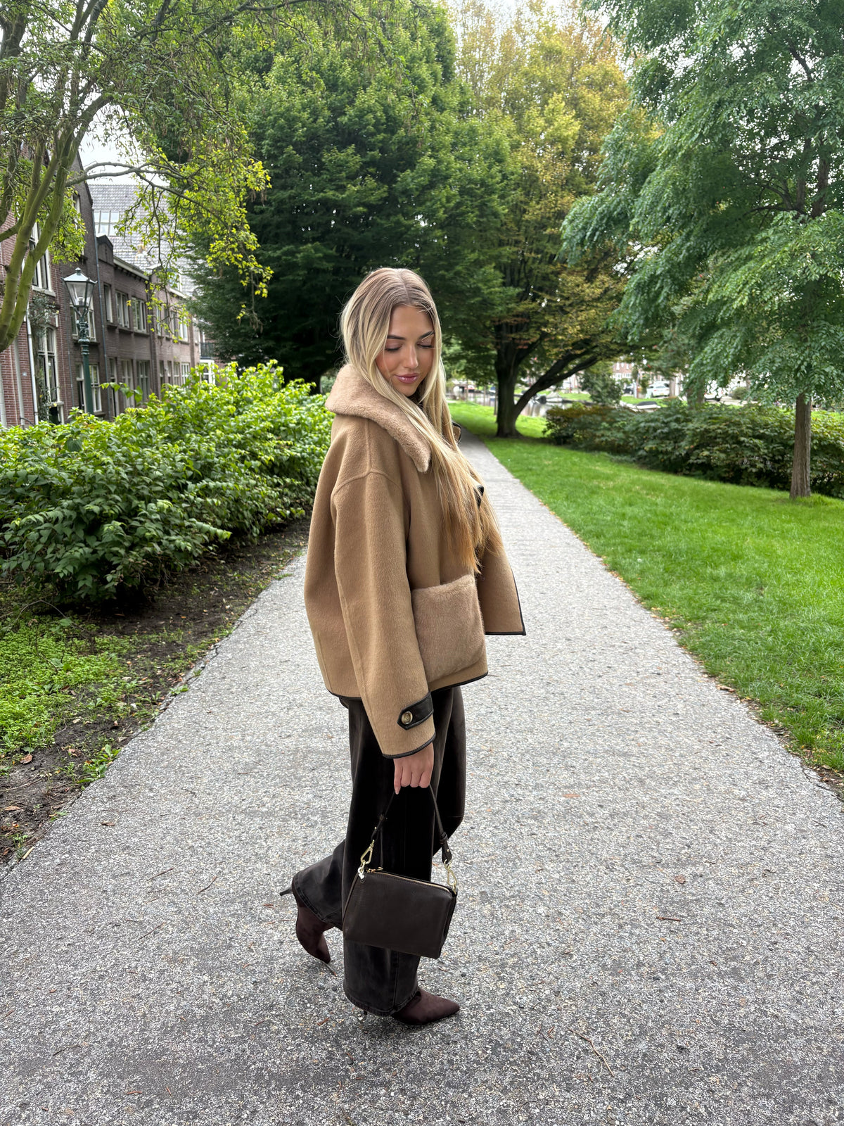 Carlijn Jas - Camel