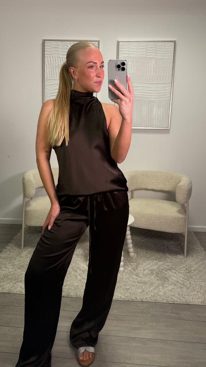 Colette Broek - Bruin