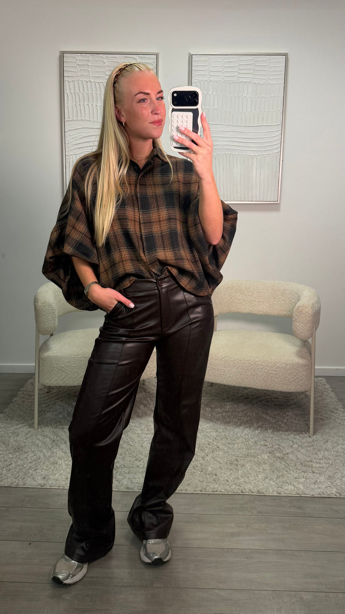 Indy Broek - Bruin