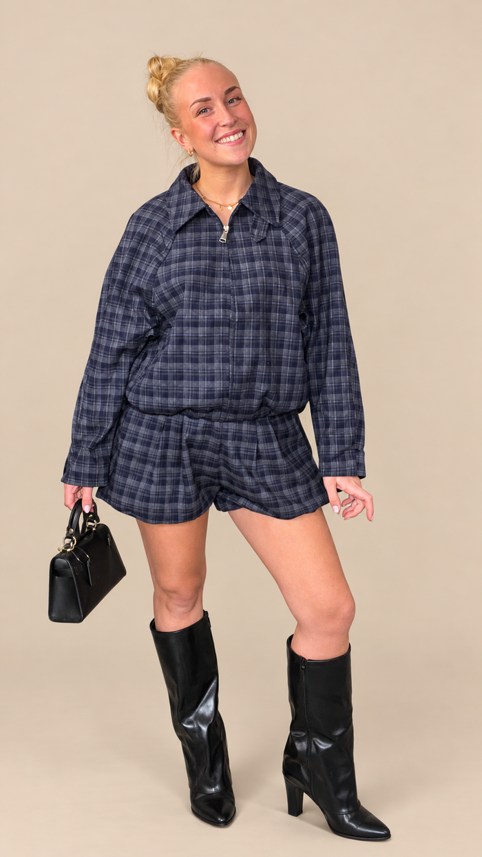 Evy Short - Blauw