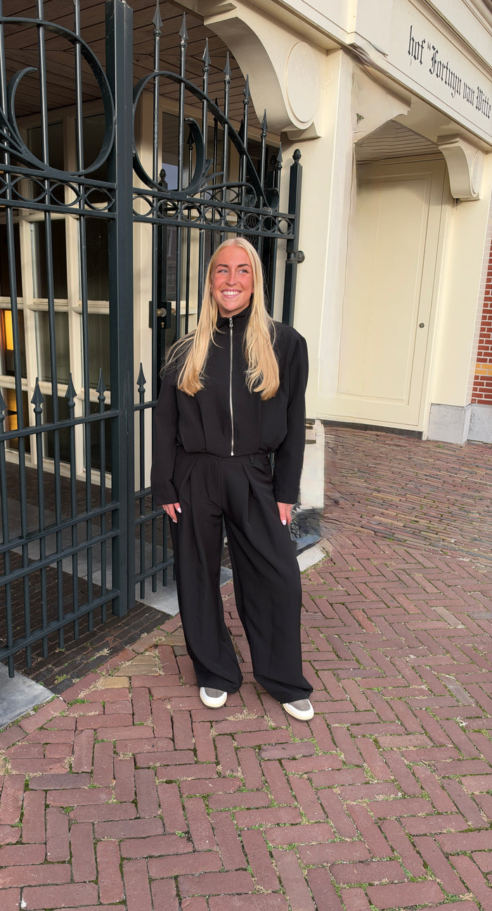 Loïs Broek - Zwart