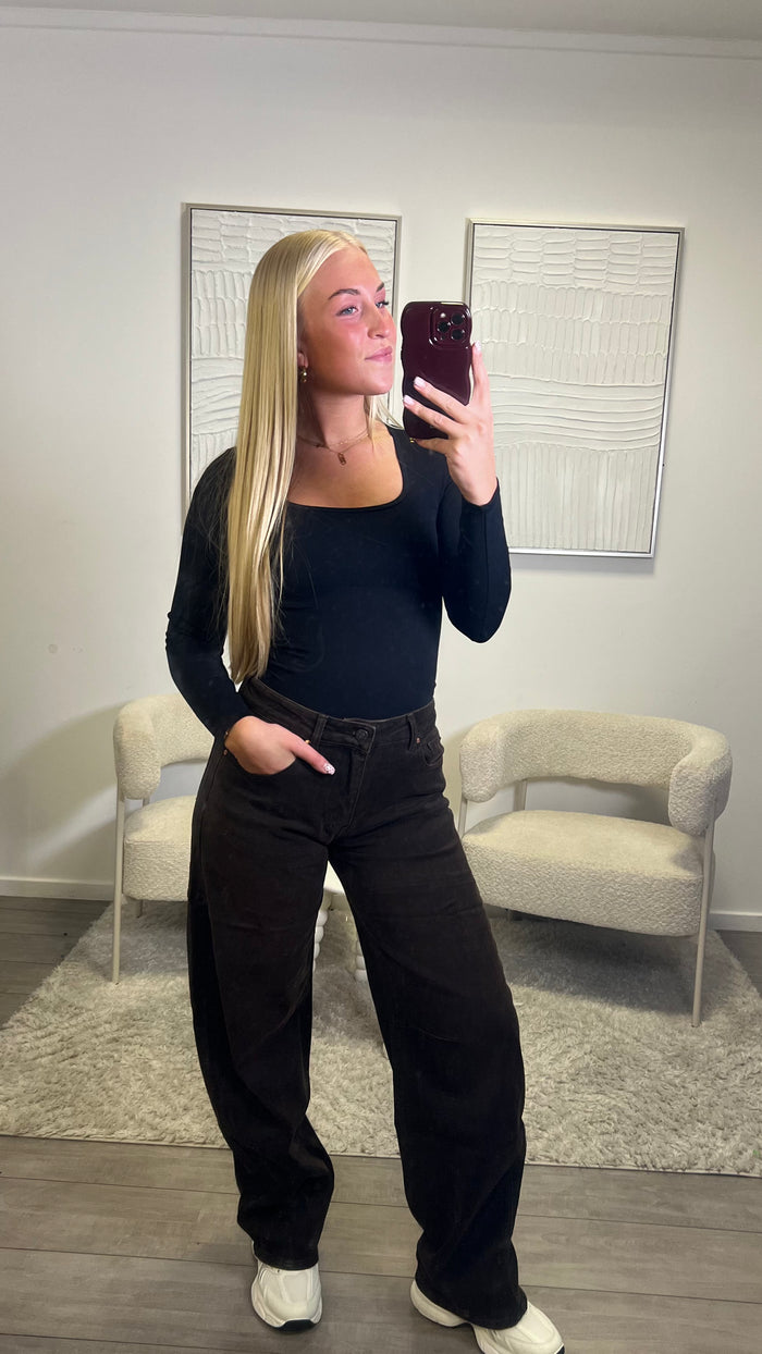 Balloon Jeans - Dark Brown