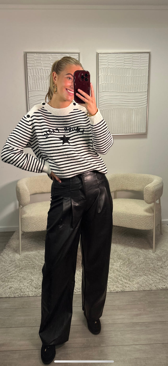 Julia Sweater - Black
