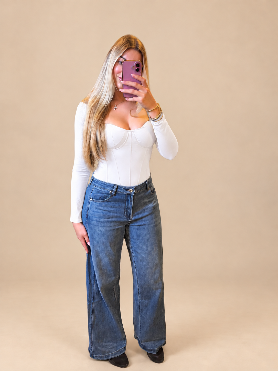 Lizzy Body - Wit