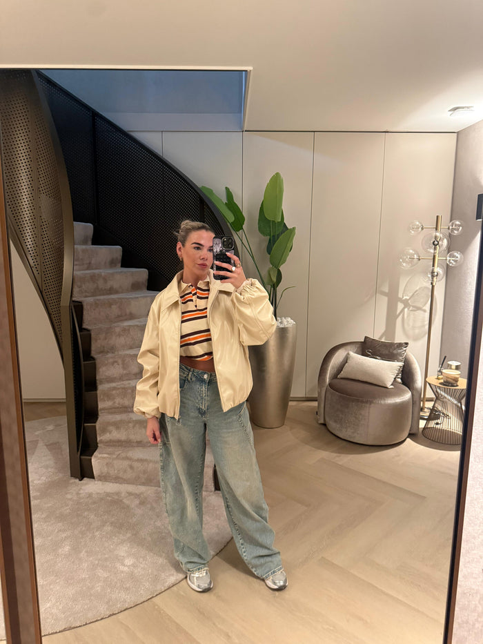 Alyssa Jasje - Creme